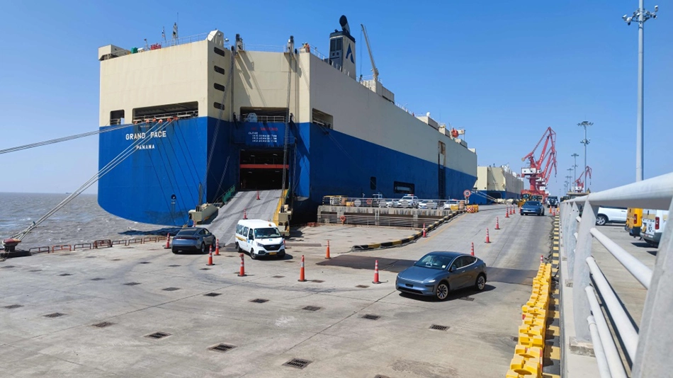 Roll-on/roll-off Cargo